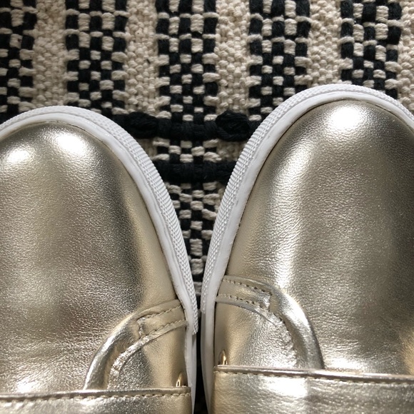 New！Soft Leather Sneaker - Picture 7 of 8